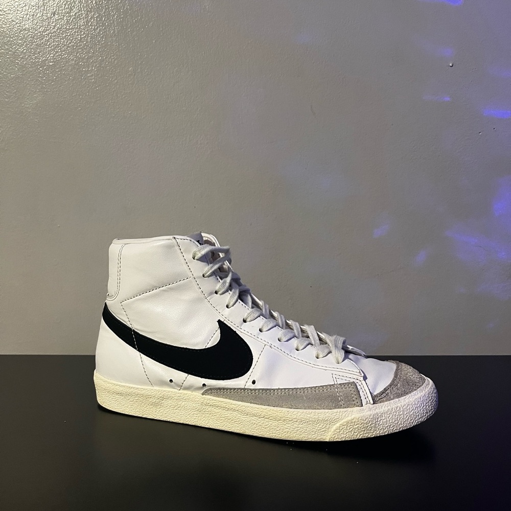 Men’s size 8 nike blazers women’s size 10